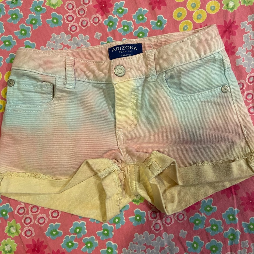 Tie die jean shorts #MakeAnOffer